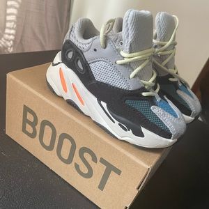 Yeezy Boost 700 V1